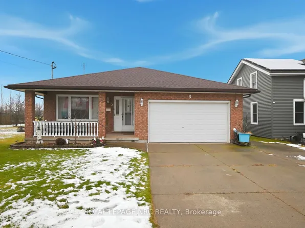 3 Borden Ave, Pt Colborne, ON L3K 3Z6