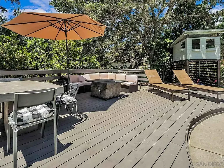 3550 Laketree Dr — Photo 38