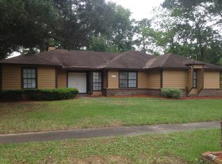 8472 Finch Ave, Jacksonville, FL 32219