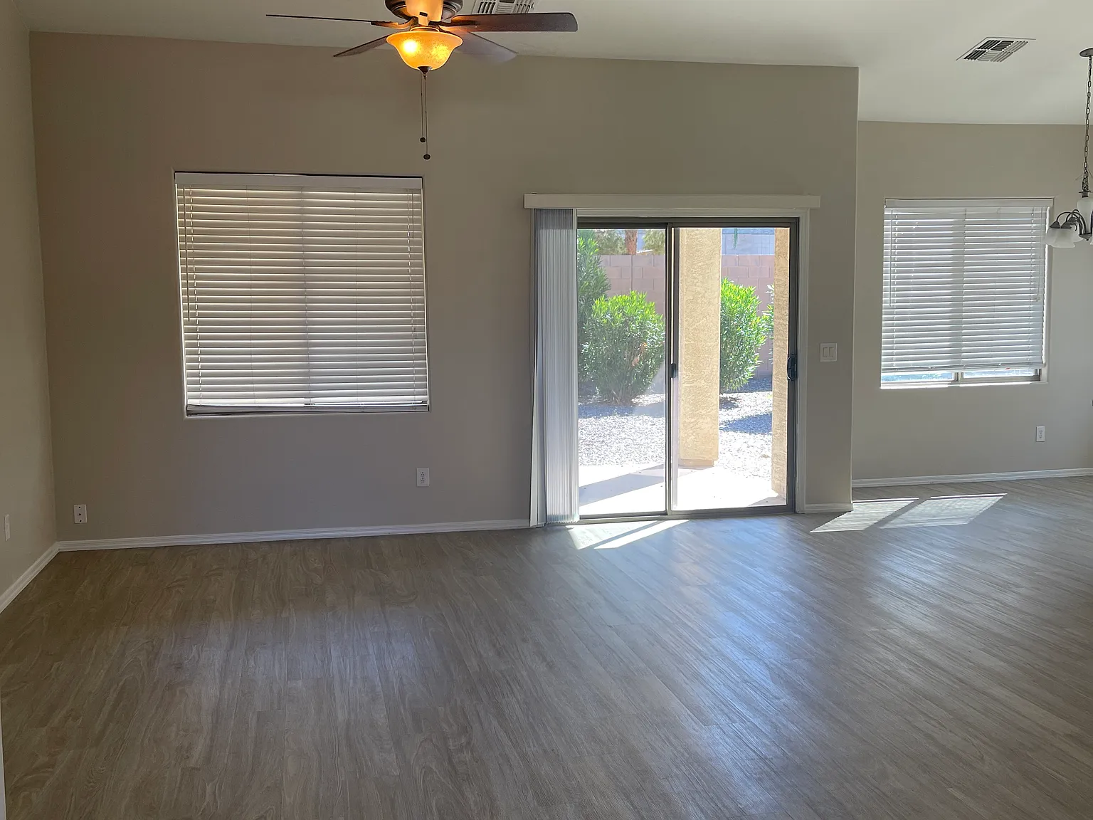 Great Location!! South Gilbert 4 bed house — Photo 2
