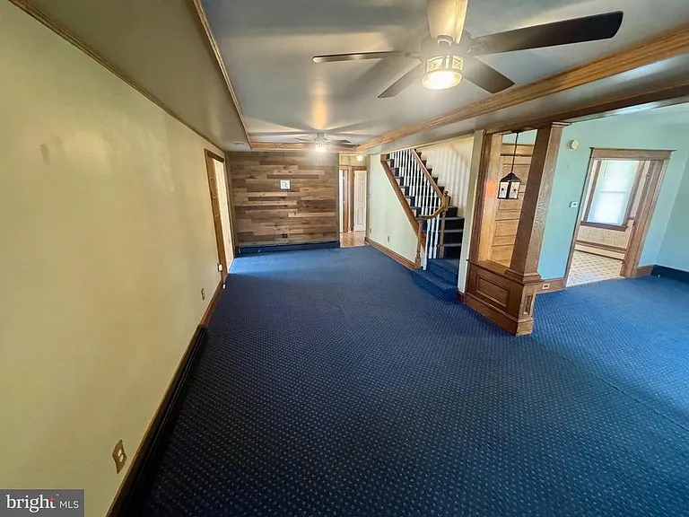 300 Asbury Ave — Photo 8
