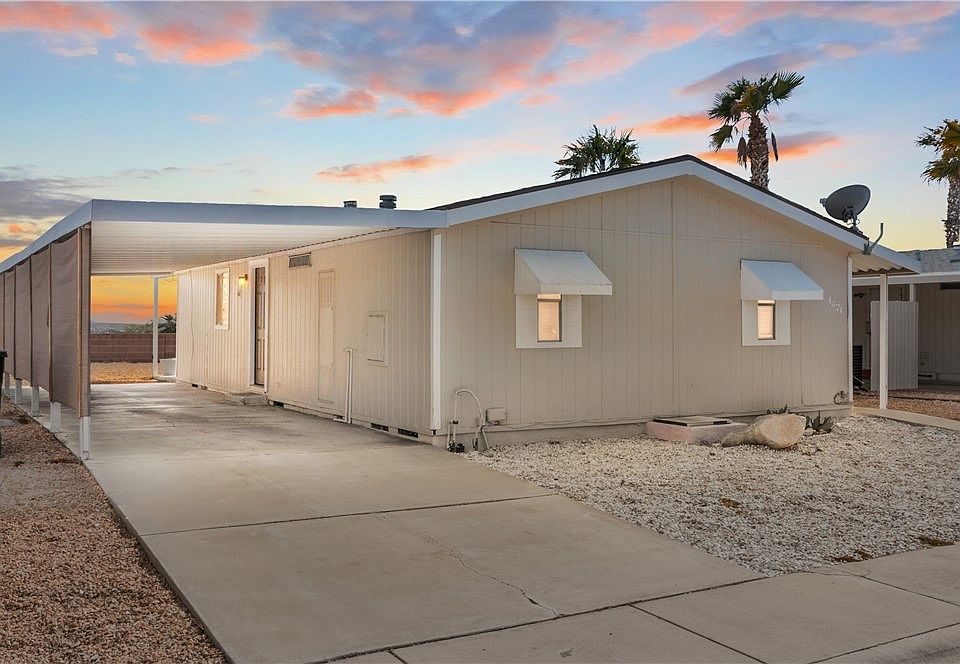 1st image of 1671 Granada St