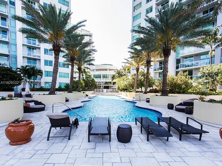 244 Biscayne Blvd #2402 — Photo 19