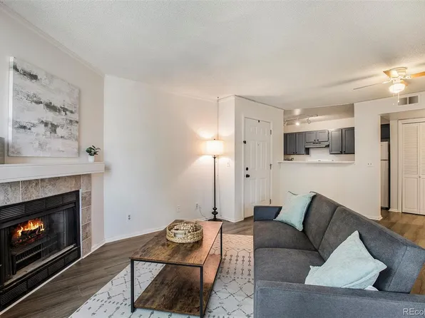 5705 W Atlantic Place #202, Lakewood, CO 80227