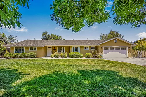 20317 Blauer Dr Photo 1