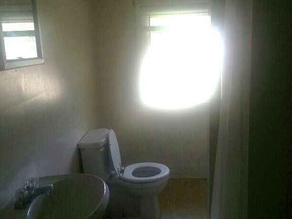 1101 Opal bathroom_05142014