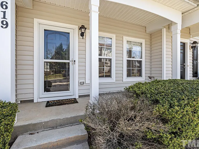 1619 Snowmass Way — Photo 2