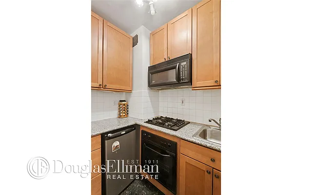 Sold by Douglas Elliman | media 3