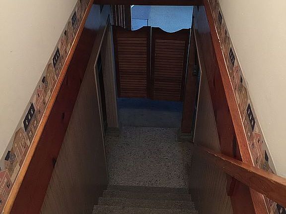 2nd image of 2219 6th Ave