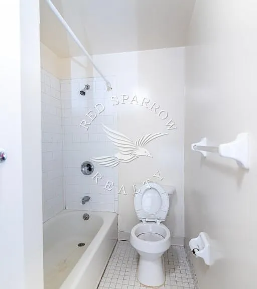 420 E 83rd St #2W — Photo 9