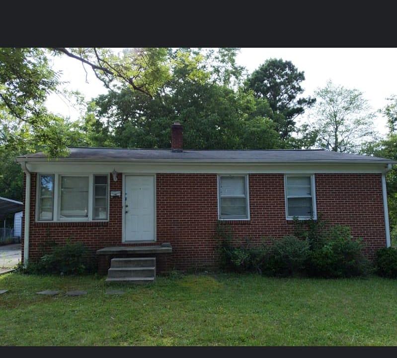 1st image of 911 Willard St