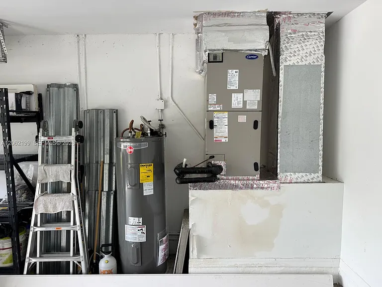 1133 Alexander Bnd — Photo 19