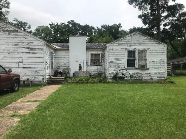 1321 Merritt Ave, Mount Pleasant, TX 75455