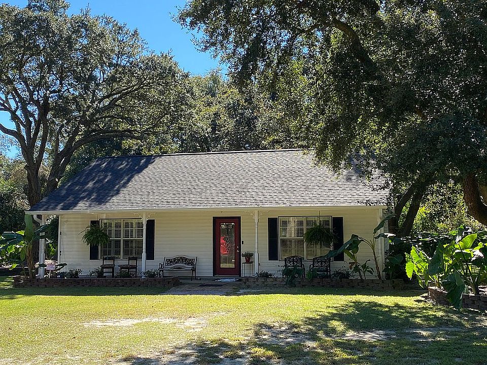 1st image of 1501 Acorn Ln