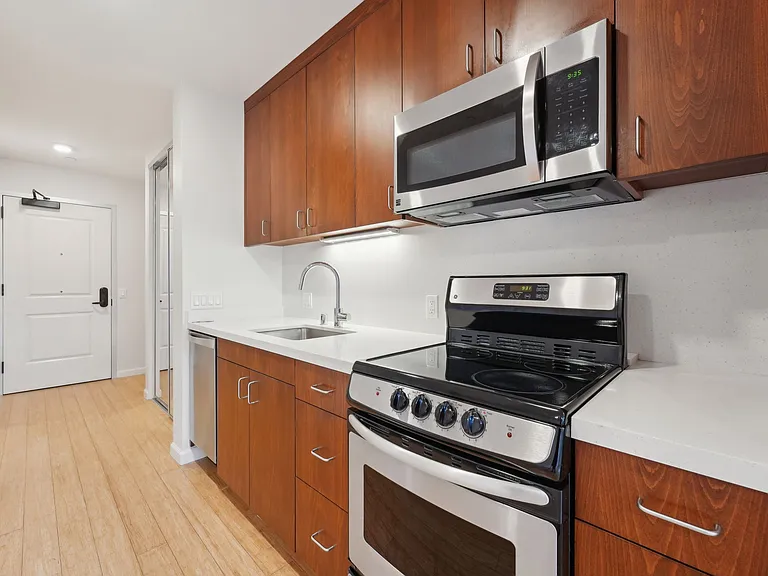 Addison Arts Apartments — Photo 134