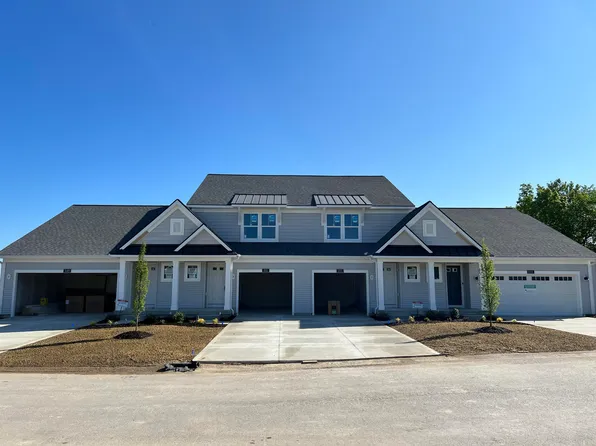 1151 Stagecoach Dr, Byron Center, MI 49315