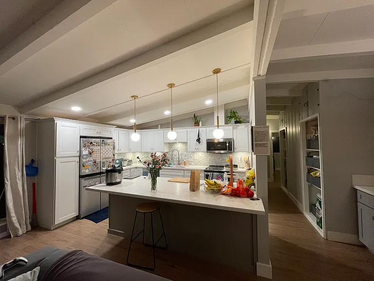 4771 Hazelwood Ave — Photo 31