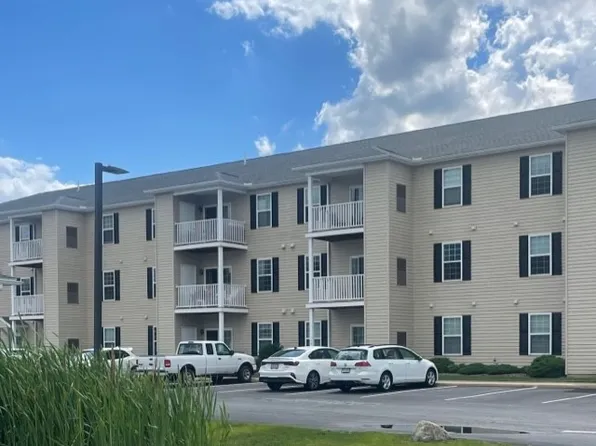 Huntington Square Senior Apartments