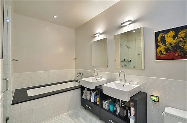 Rented by Corcoran | media 27