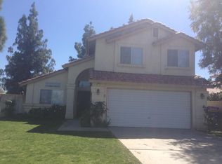 7401 Canyon Clover Dr, Bakersfield, CA 93313
