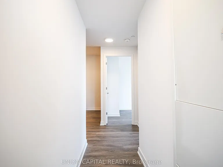 130 River St #902 — Photo 13