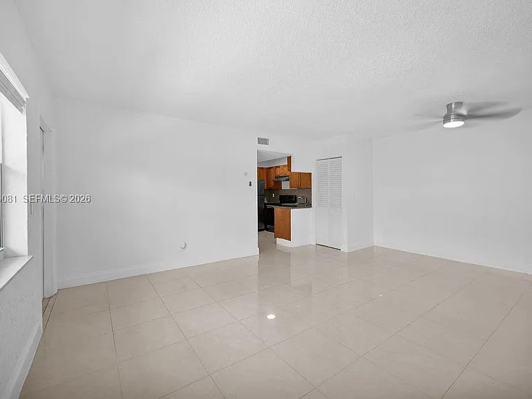 6953 SW 7th St — Photo 7