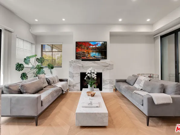 652 Huntley Dr #102, West Hollywood, CA 90069