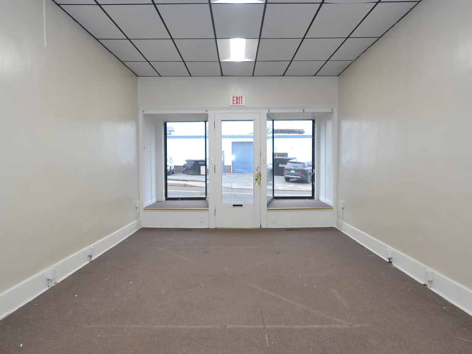 Studio, $1,099 — Photo 2