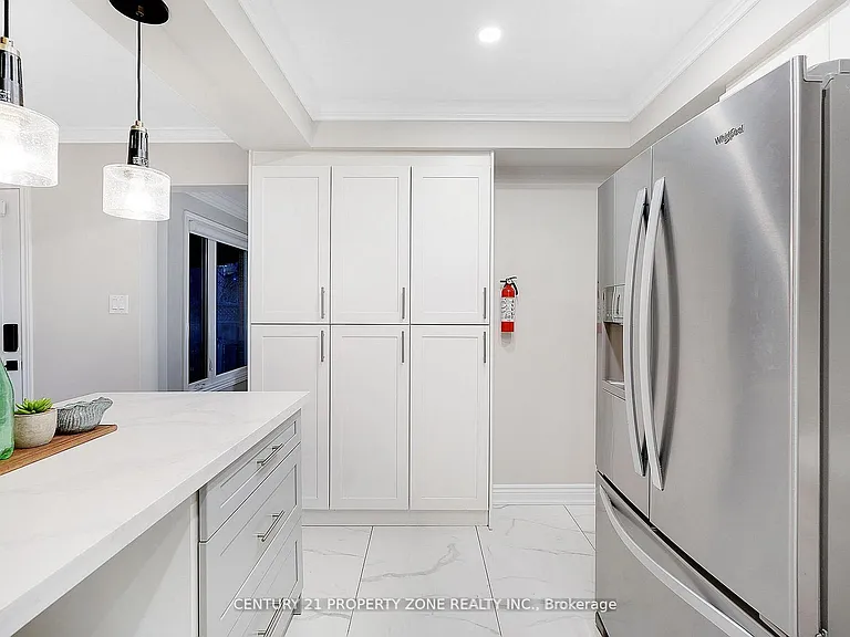 4 Garbutt Cres — Photo 14