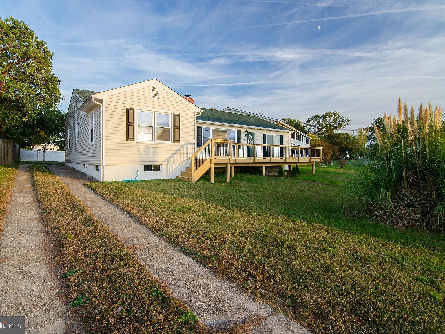 204 Monroe Bay Ave, Colonial Beach, VA 22443 Zillow