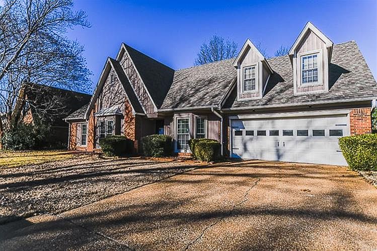 1st image of 8160 Creekside Cir N