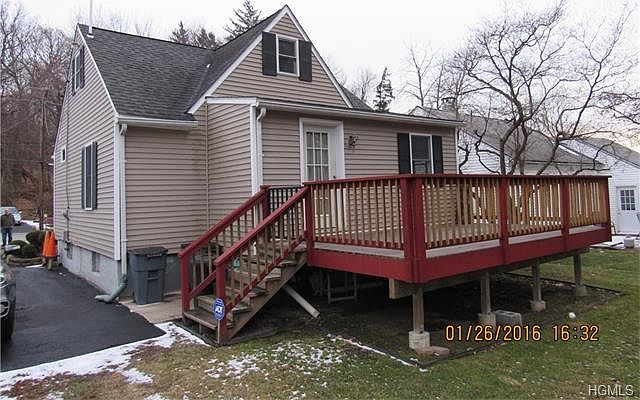 1st image of 106 Cedar Ave