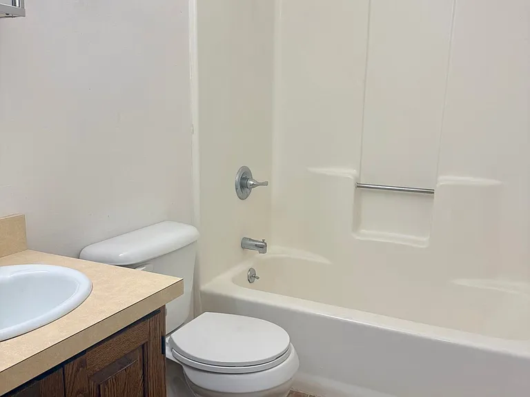 239 N Plum St #5 — Photo 13