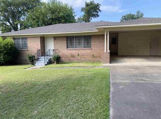 904 Baylor Dr, Longview, TX 75601