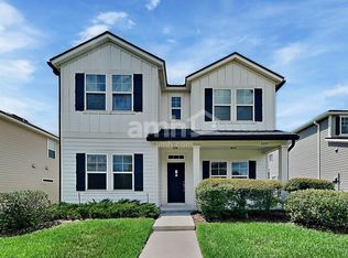 3255 Roundabout Dr, Middleburg, FL 32068