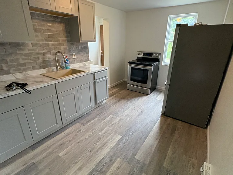 617 Pine Hill St #1 — Photo 9