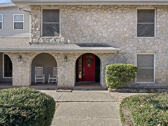 3rd image of 7657 & 7659 S Brock Rd