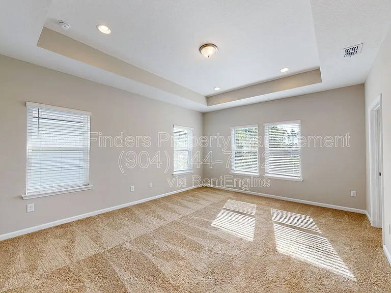 235 Starnberg Ct — Photo 17