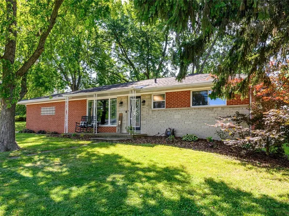 948 Rayburn Ave, Saint Louis, MO 63126
