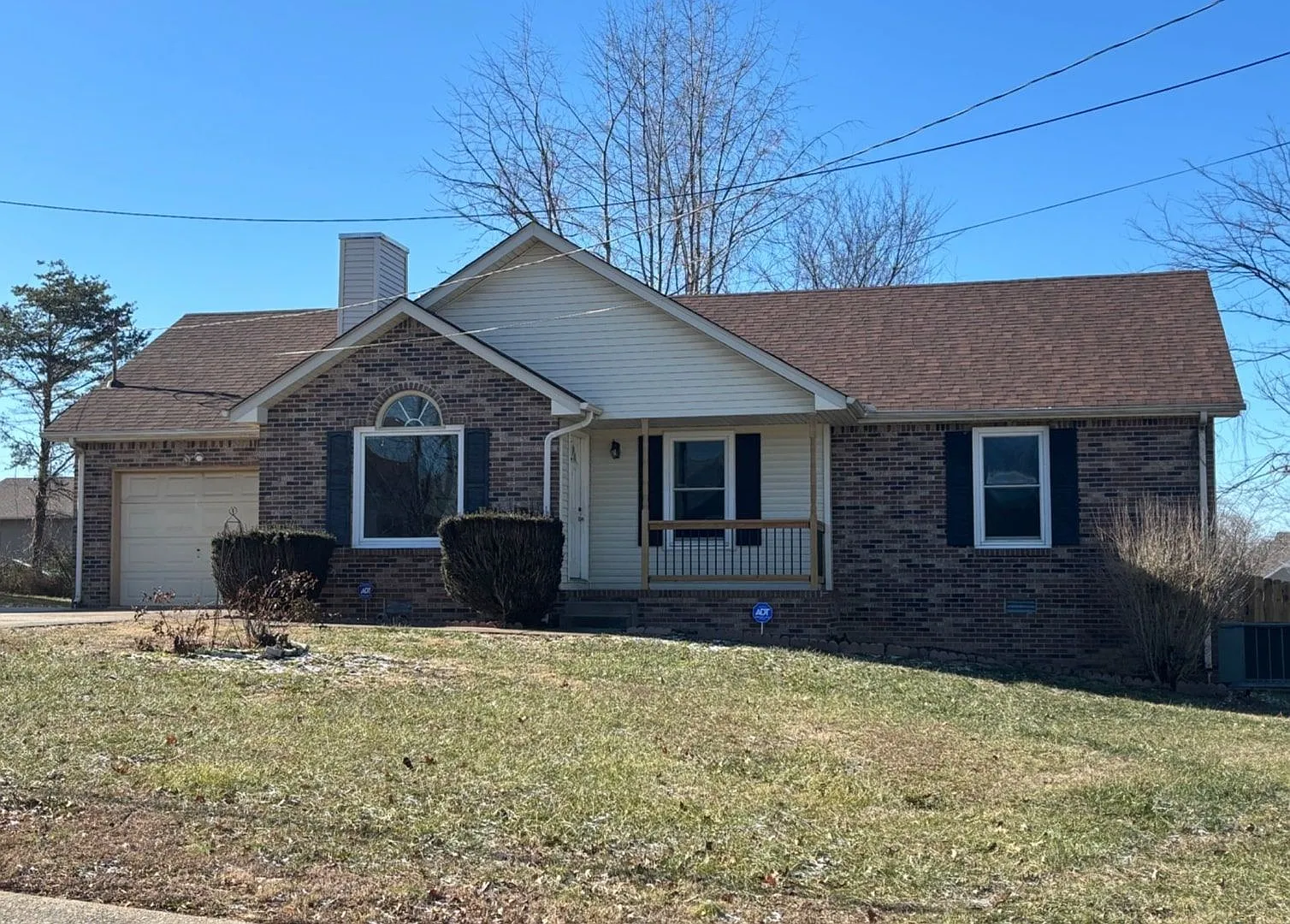 113 Whitehall Dr photo 1