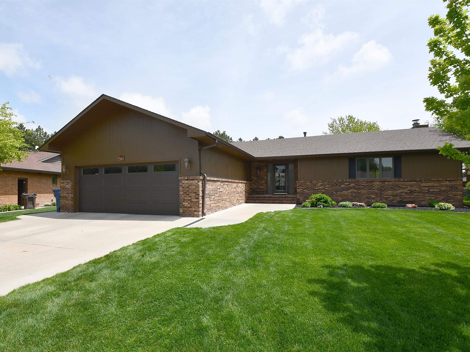 4727 G Ave, Kearney, NE 68847 Zillow
