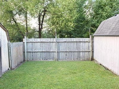 2nd image of 3812 Chancery Ln