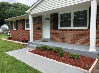 4412 Evansdale Rd, Woodbridge, VA 22193