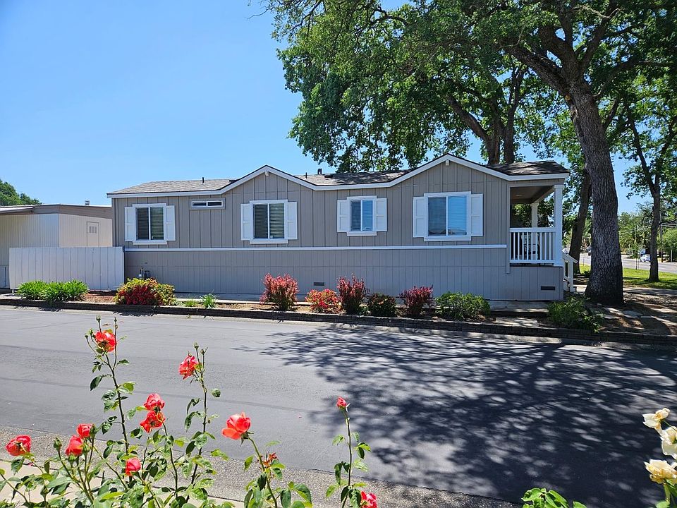 1st image of 77124 Lauppe Ln