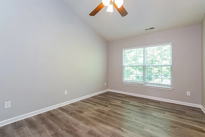 1654 Snowmass Way — Photo 12