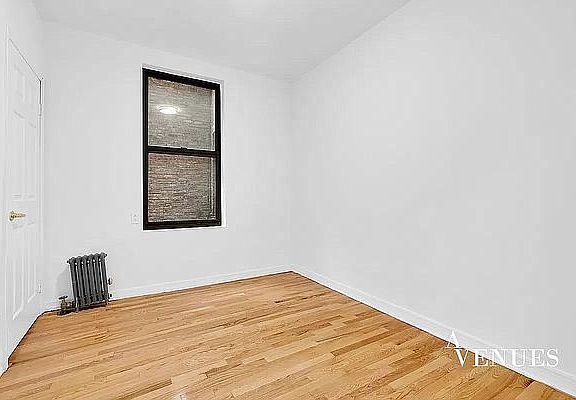 5th image of 536 W 136th St #25A