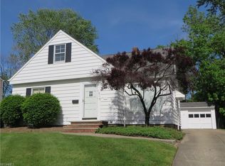 1315 Irene Rd, Lyndhurst, OH 44124