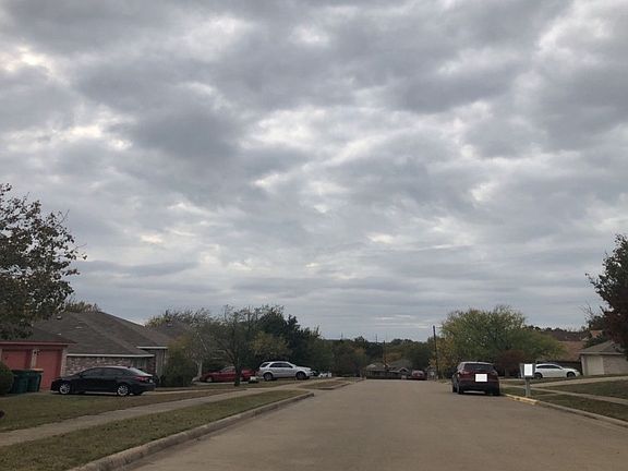 5th image of 315 W Meadowbrooke Dr
