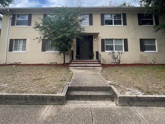 4th image of 3133 Belden St #4