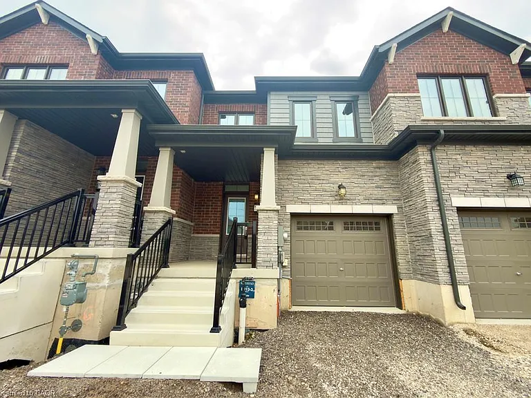 299 Starlight Ave — Photo 1